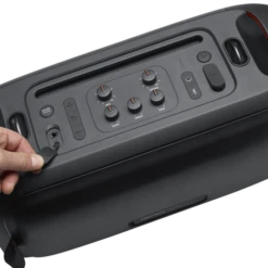 JBL PartyBox On-The-Go -JBL Store JBL PARTYBOX OTG DETAIL 1 13341 x120copy 1