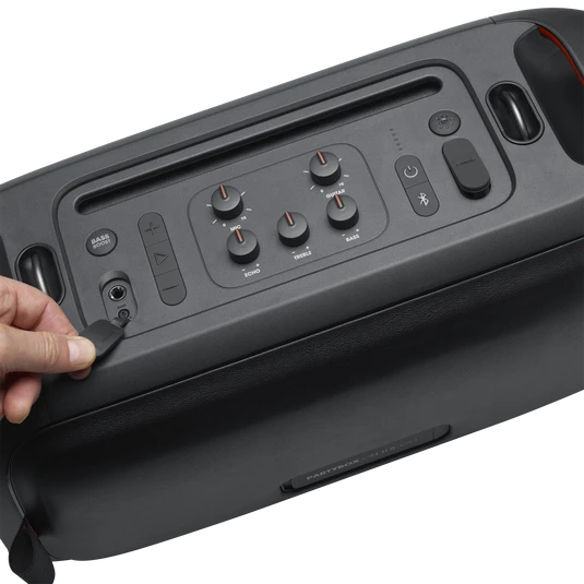 JBL PartyBox On-The-Go Refurbished 9 JBL PartyBox On-The-Go Refurbished - Image 7